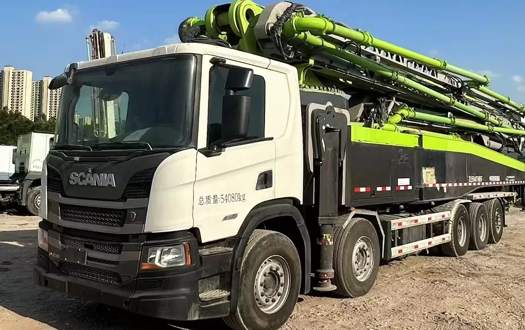 сапаттуу 2021 zoomlion boom pump жүк ташуучу унаага орнотулган бетон насосу scania шассиинде 67 м