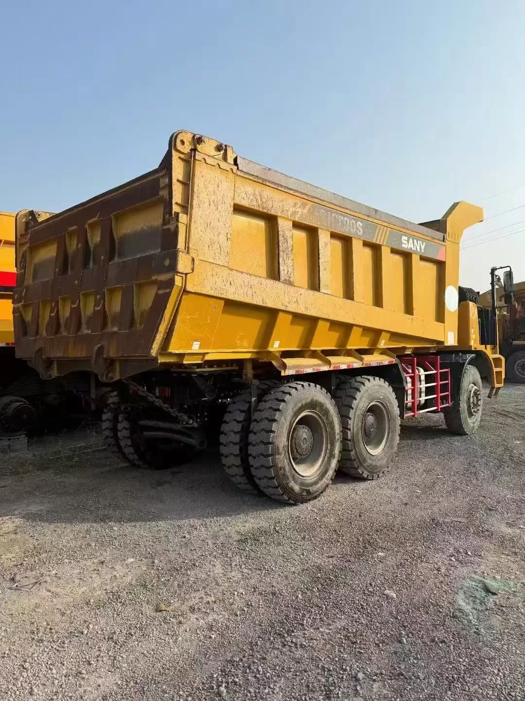 sany skt90s 6x4 60ton жүк ташуучу жүк ташуучу унаа.